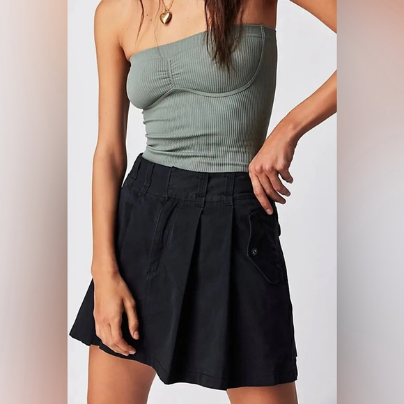 Free People Pleats To Meet You Mini Skirt – Washed Black - Picture 1 of 6